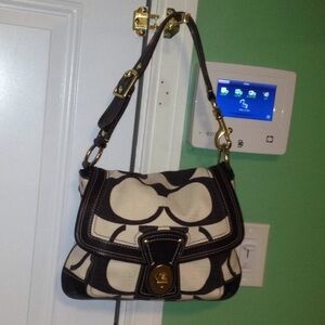 Coach Black and Cream Shoulder Bag
